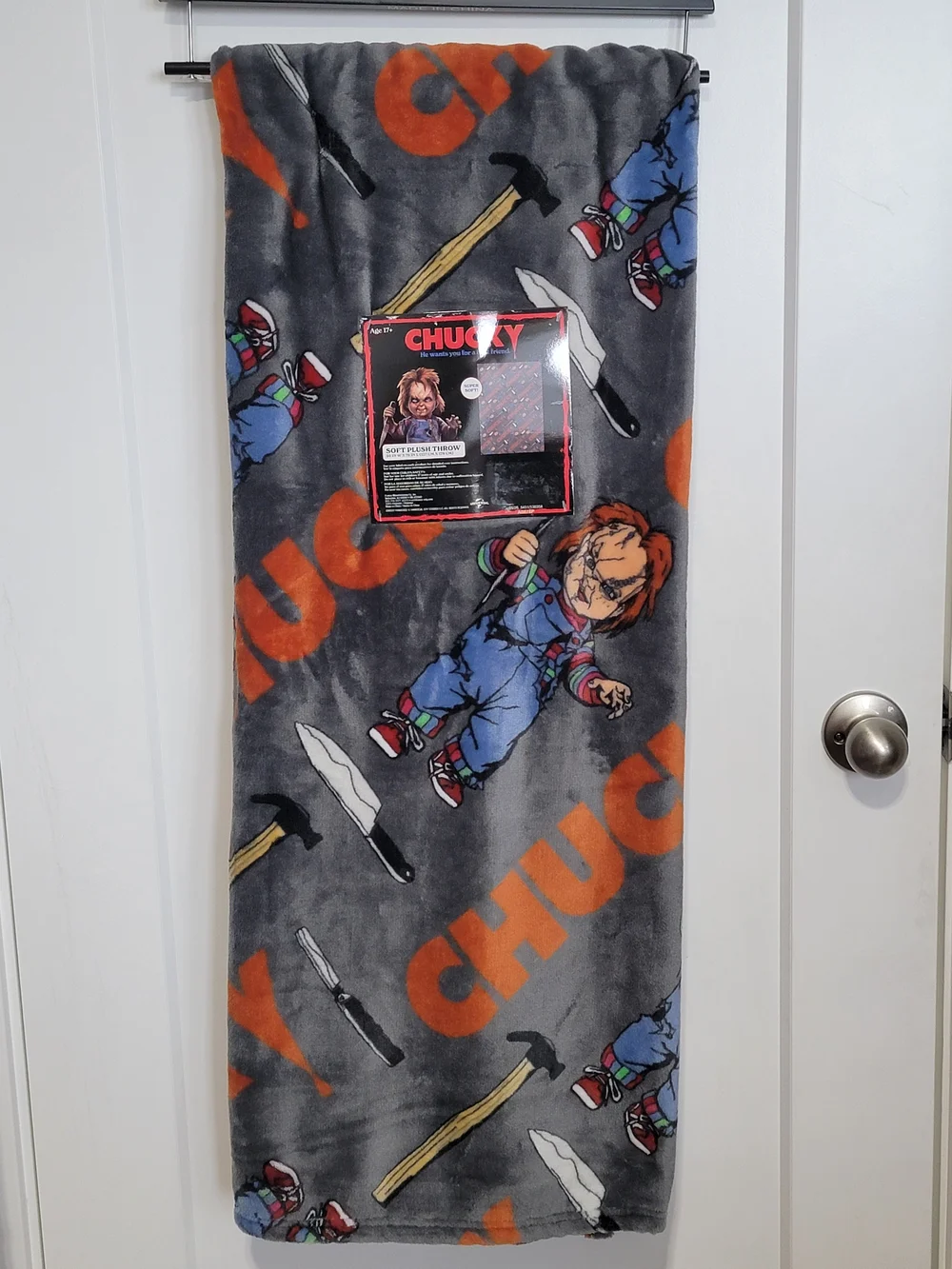 Chucky horror plush throw blanket